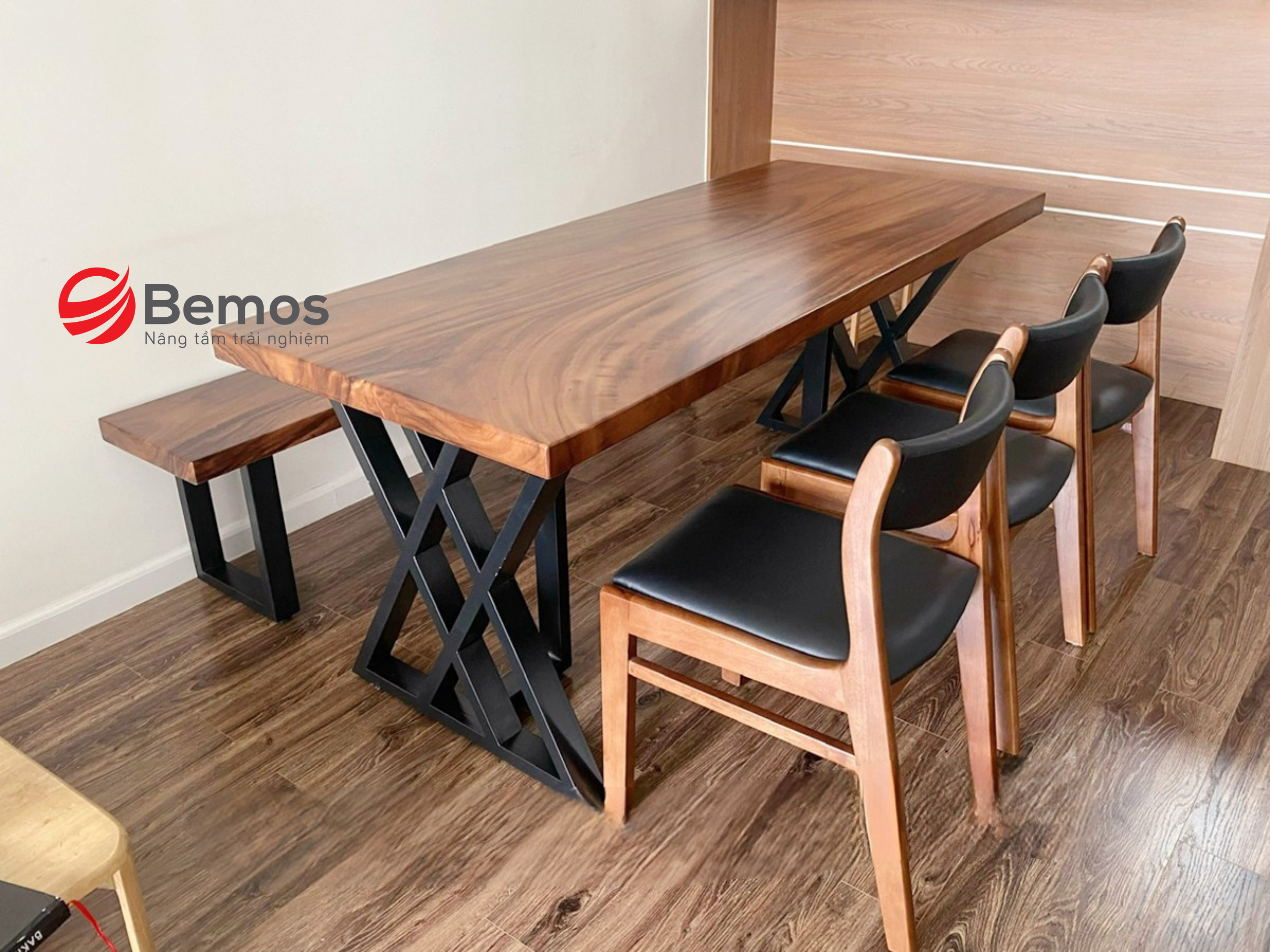 ban-an-go-tu-nhien-3