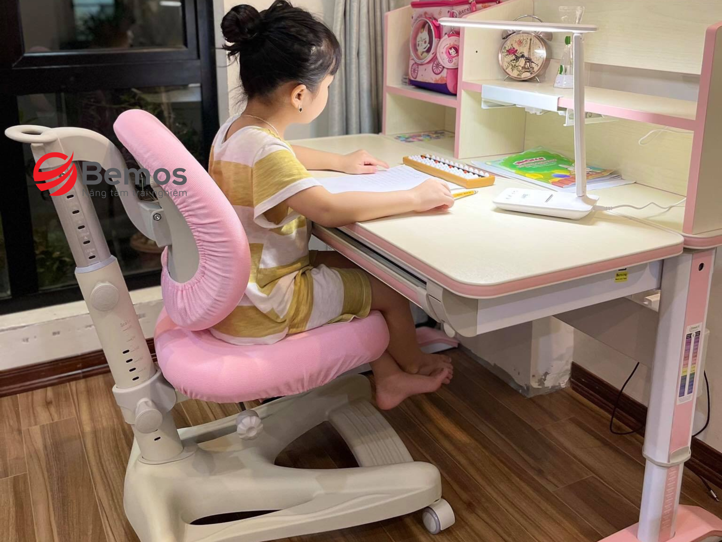 ban-hoc-cho-be-cap-1-2