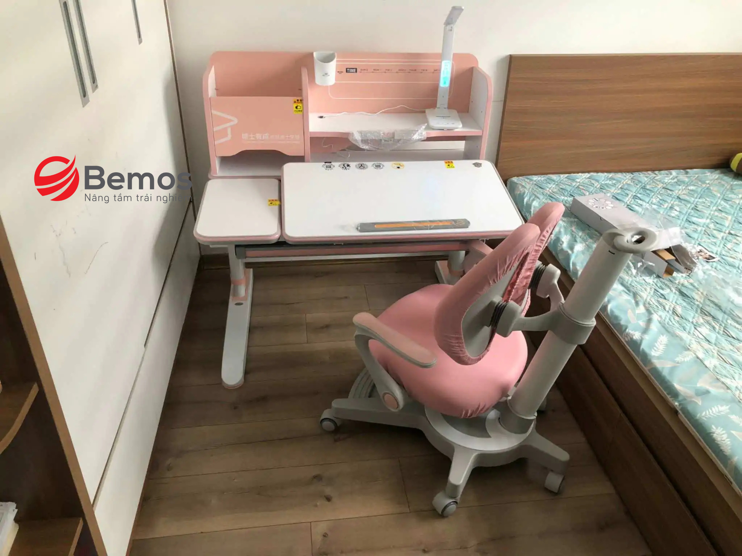 ban-hoc-cho-be-cap-1-3