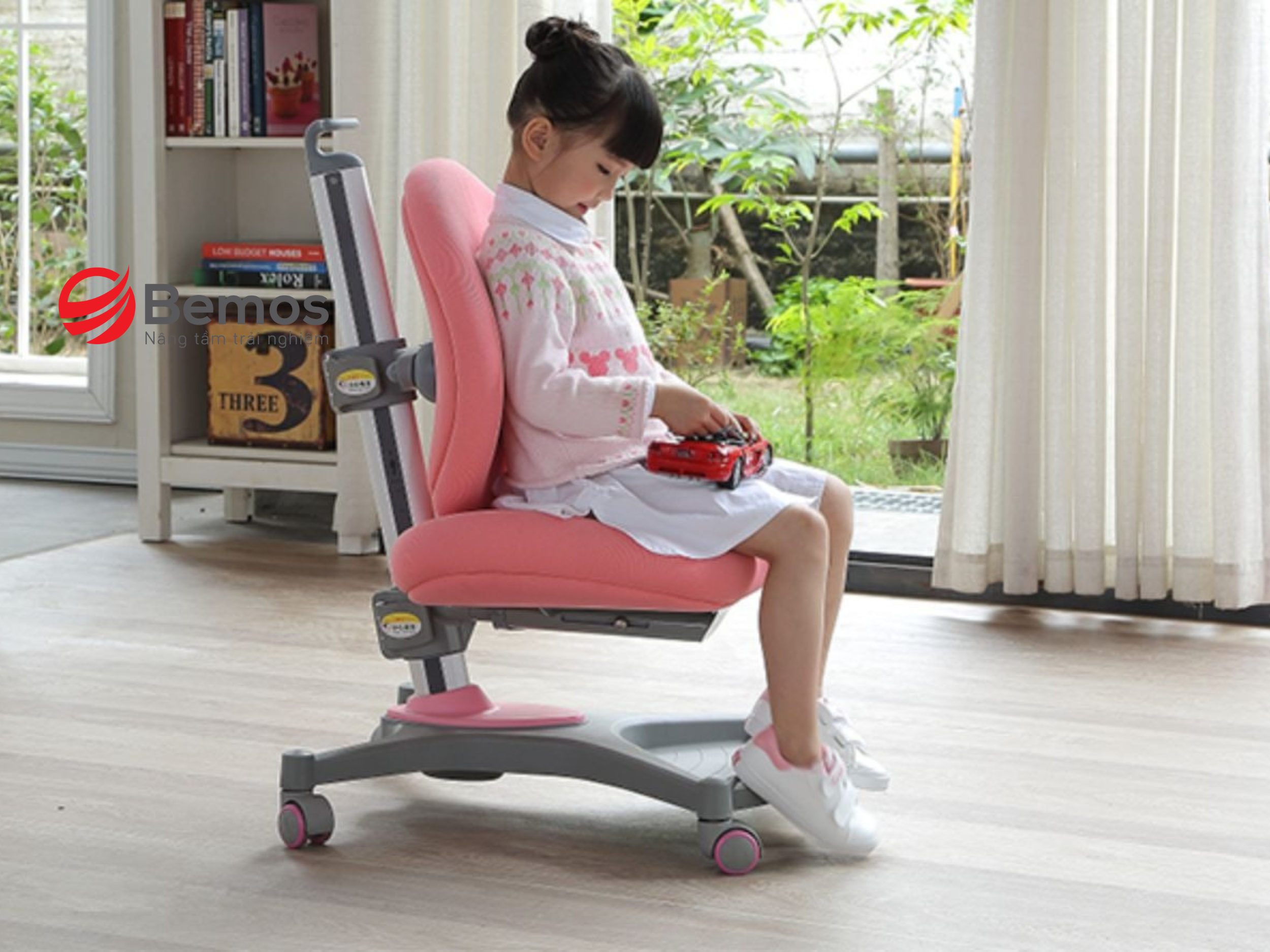 ghe-ngoi-hoc-cho-be-5