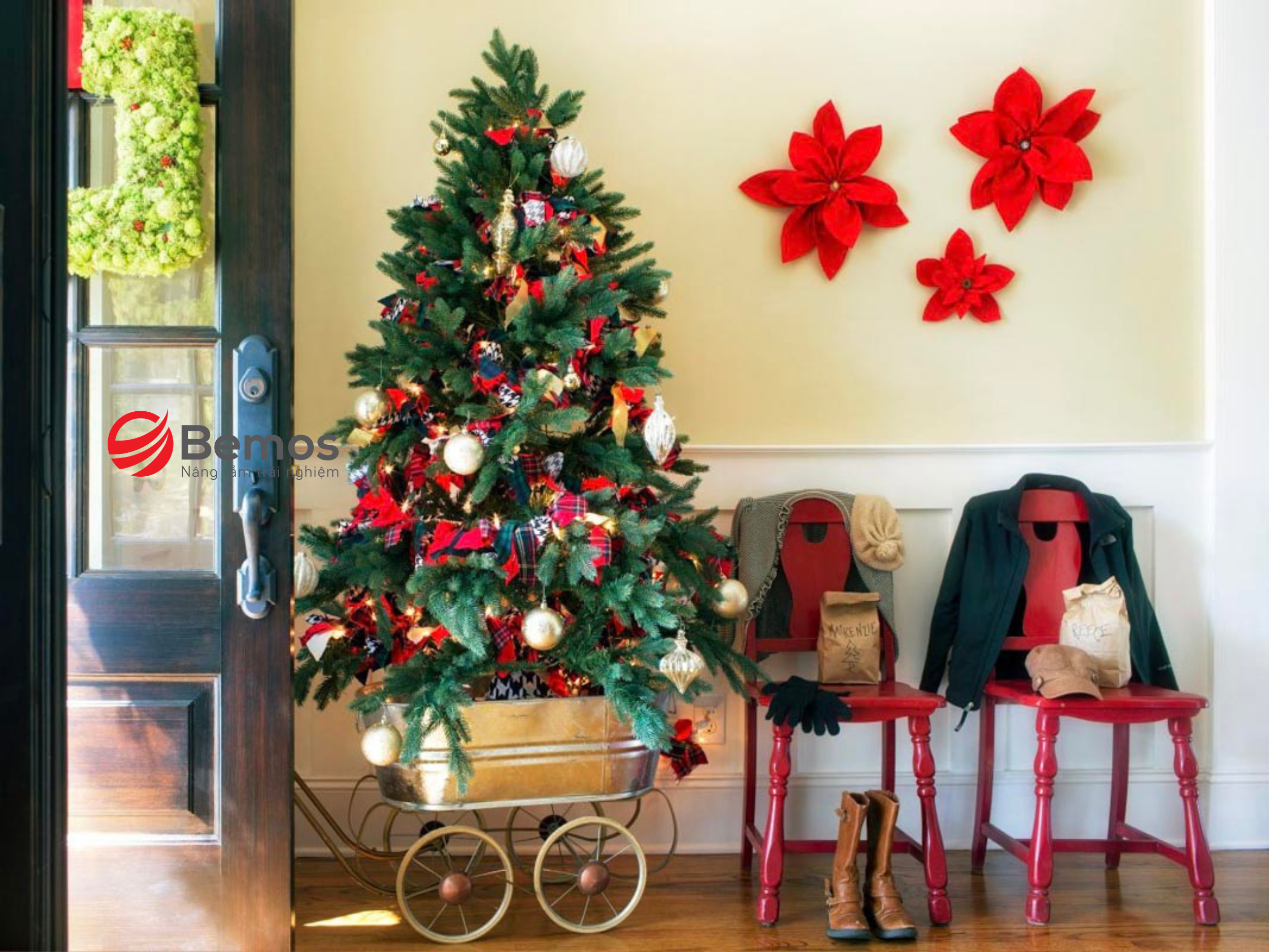 Khám Phá Ghế Noel Ý Tưởng Trang Trí Nội Thất Ấn Tượng Mùa Lễ Hội 2025