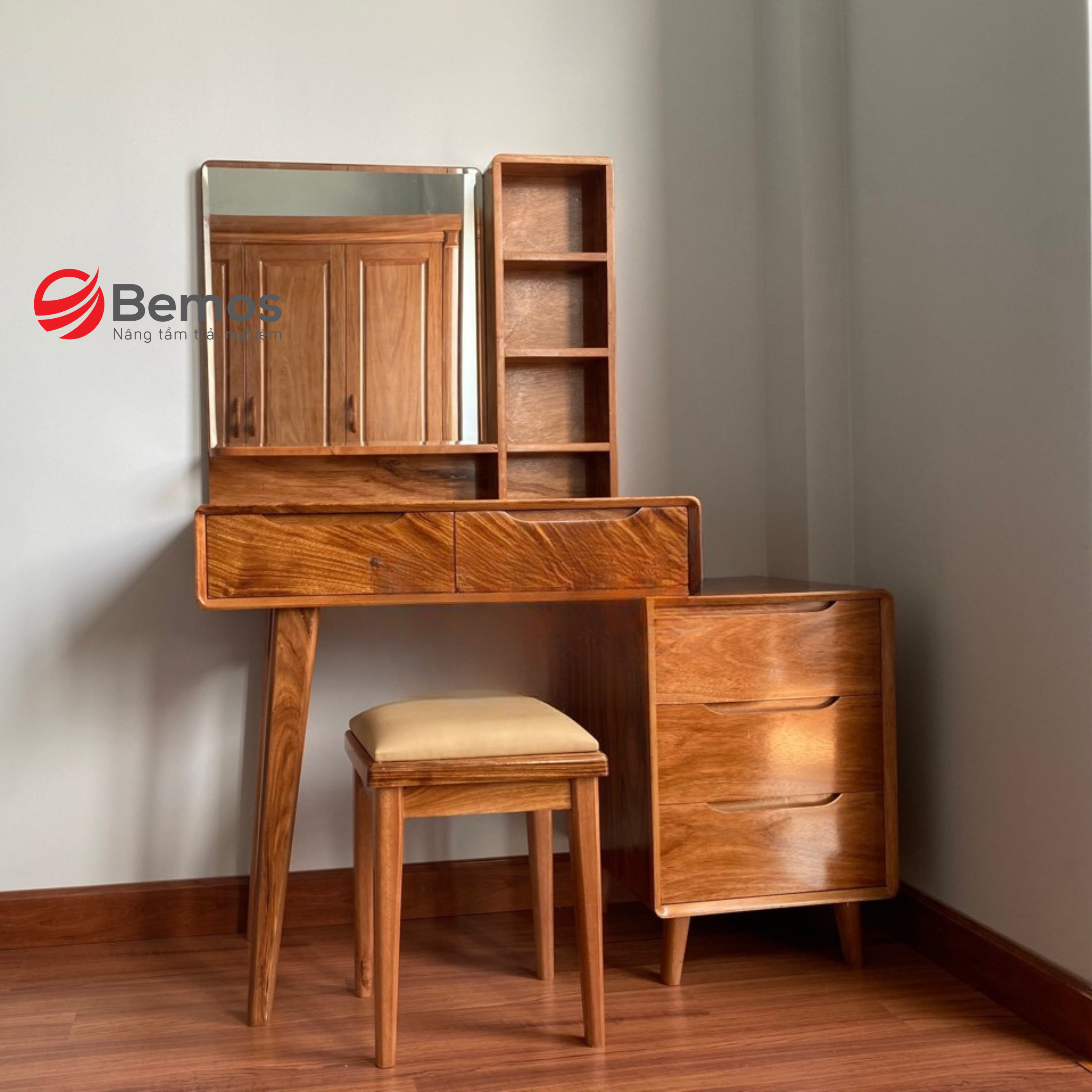 ban-trang-diem-go-soi-2