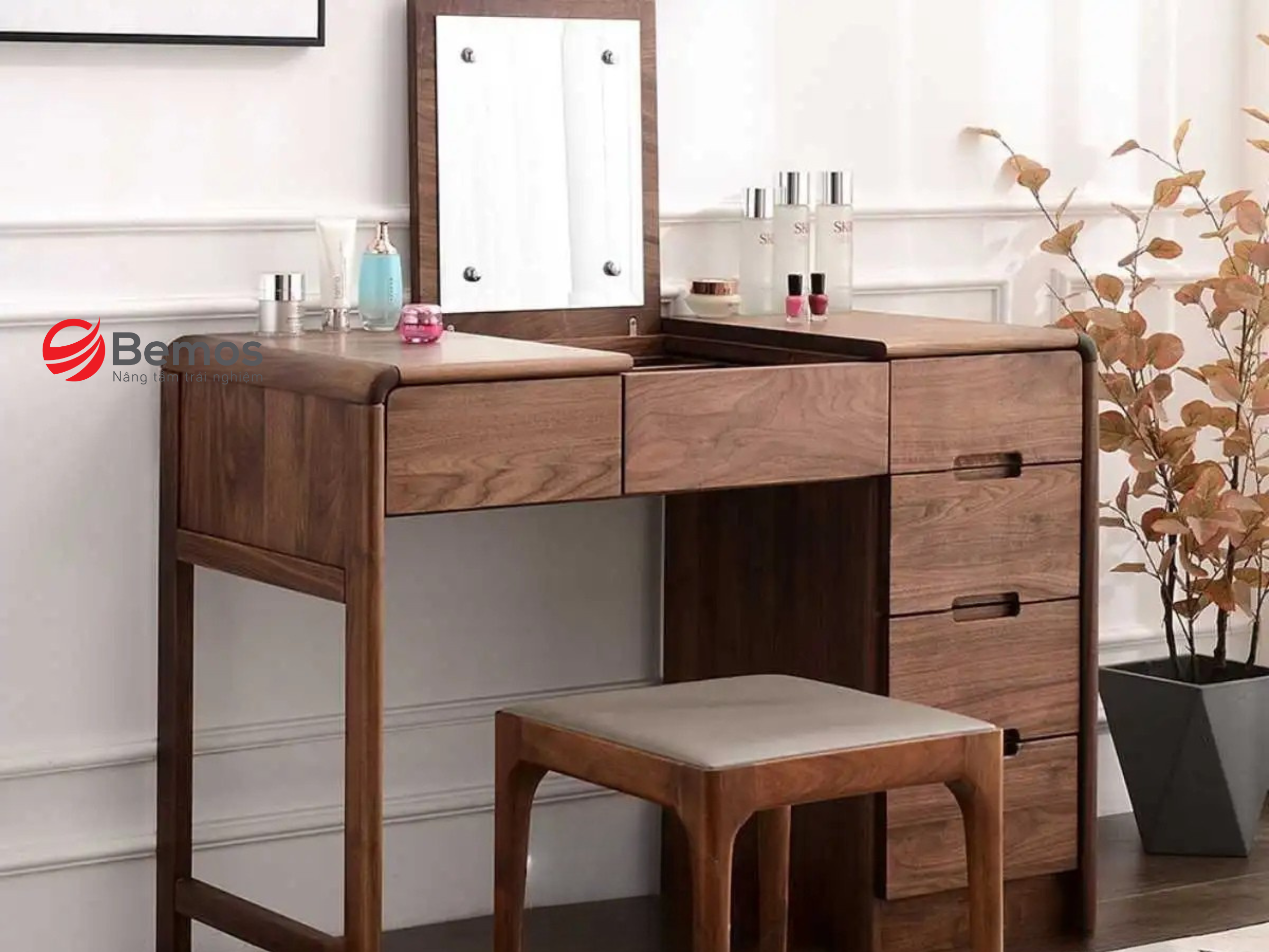 ban-trang-diem-guong-gap-3