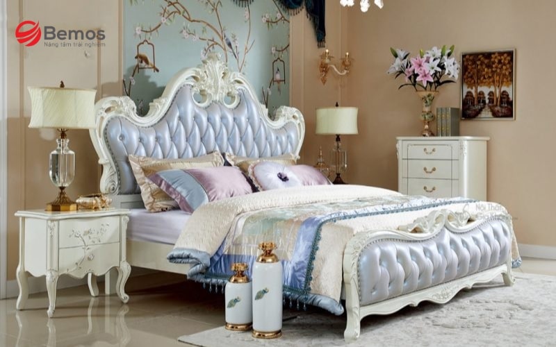 Mẫu giường cổ điển Châu Âu được thiết kế cầu kỳ