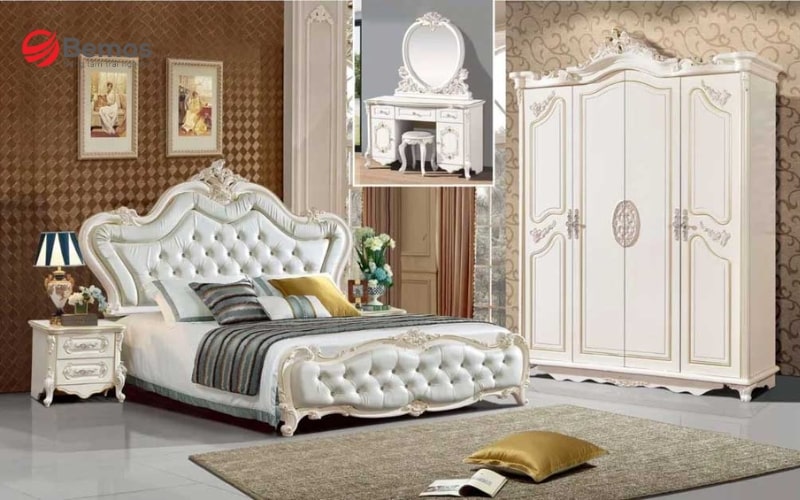 Mẫu giường ngủ cổ điển giúp căn phòng ngủ thêm phần sang trọng