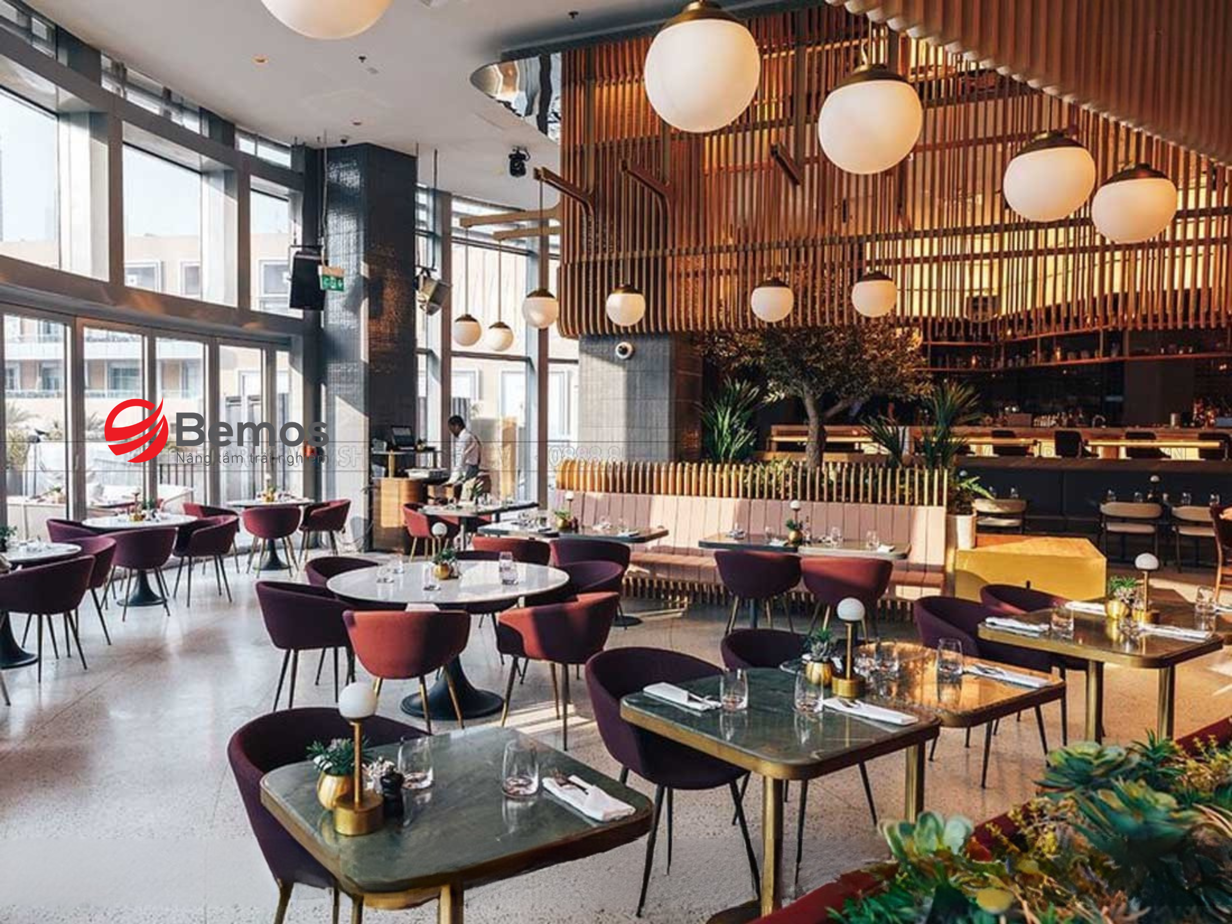 Chọn Bàn Ghế Nhà Hàng Ăn Uống Phù Hợp Để Tăng Trải Nghiệm Khách Hàng