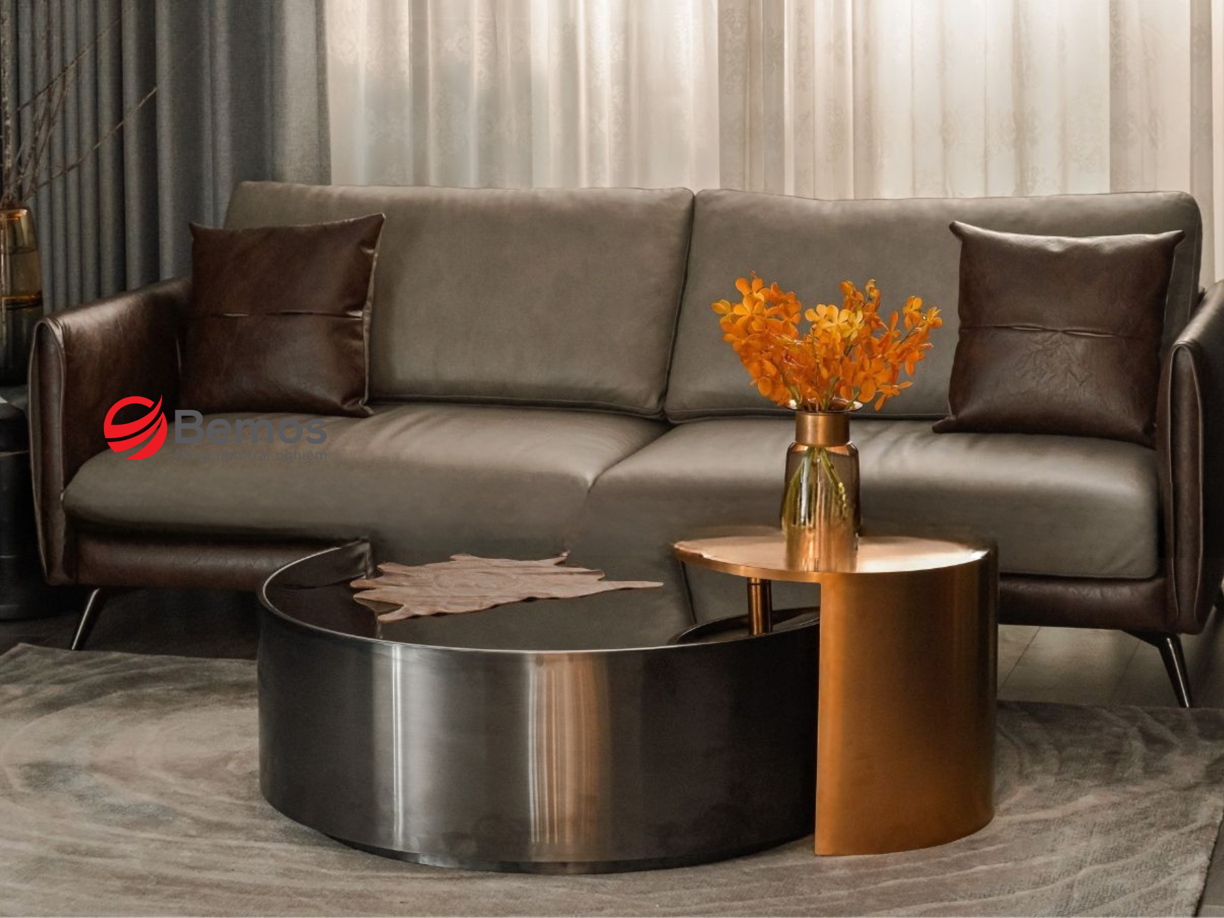 Bàn Trà Cao Mang Lại Sự Sang Trọng Và Tiện Nghi Cho Không Gian Phòng Khách Hiện Đại