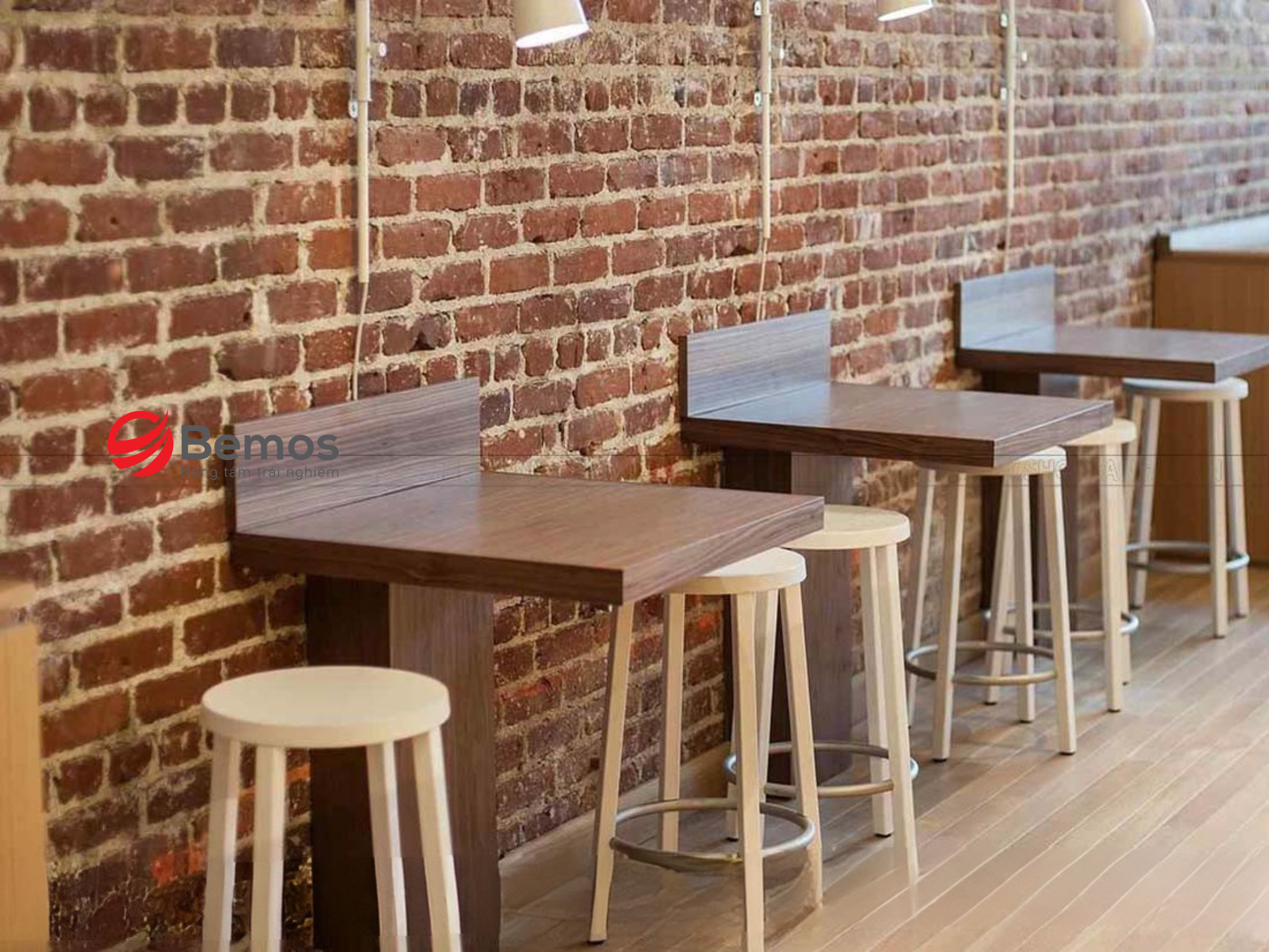 Chọn Bàn Uống Cafe Phù Hợp Cho Không Gian Sống Hiện Đại