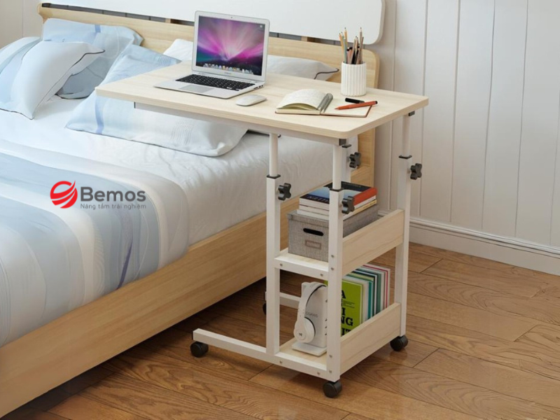 Bàn để laptop trên giường 
