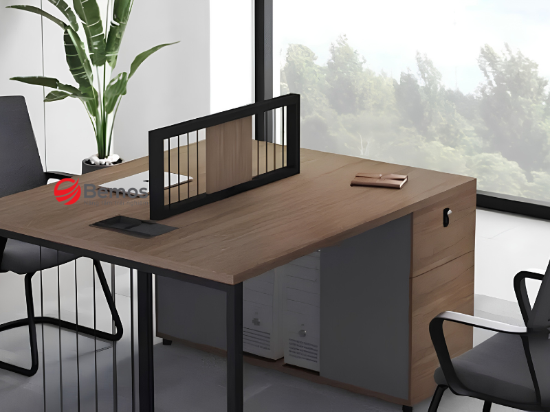 Bố trí bàn giám đốc chuẩn phong thủy