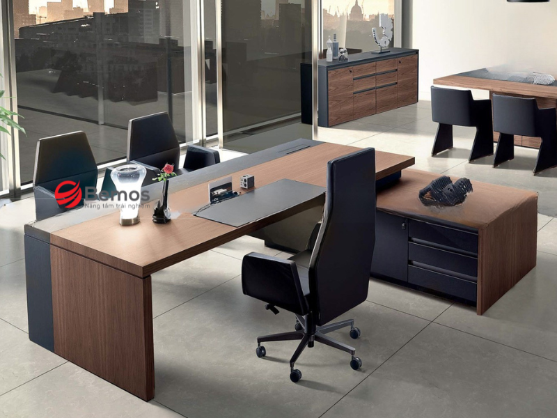 So sánh 3 dòng bàn giám đốc gỗ tự nhiên và tiêu chí chọn đúng cho phòng CEO