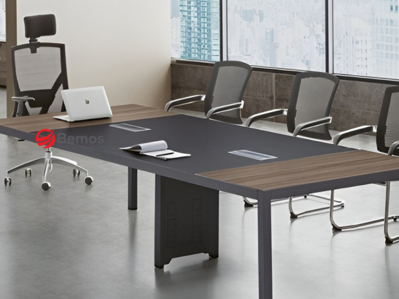 Phân loại bàn họp chân inox theo kích thước và số người ngồi