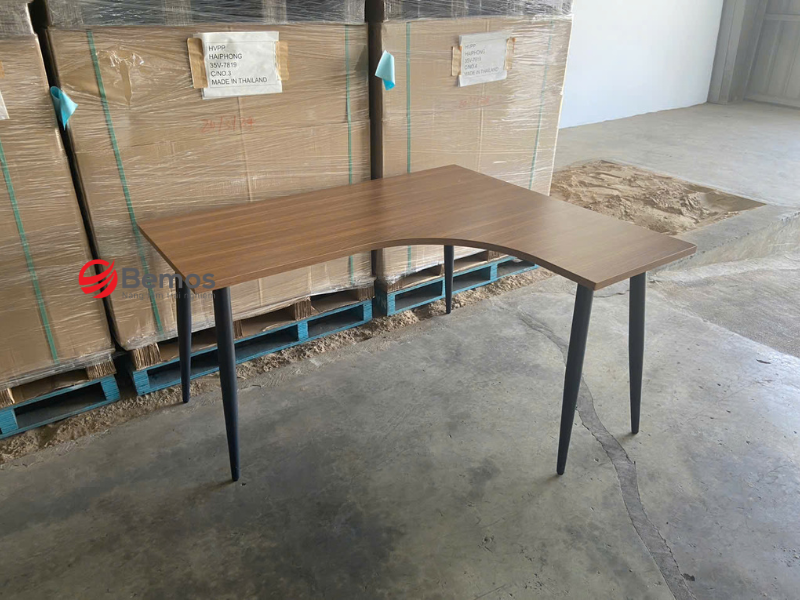 Tối ưu bàn làm việc bằng cách thêm kinh kiện cho bàn