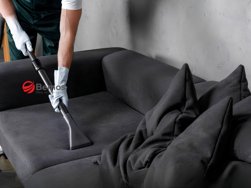 3 Cách Vệ Sinh Ghế Sofa Nhung Tại Nhà Nhanh Chóng, Hiệu Quả