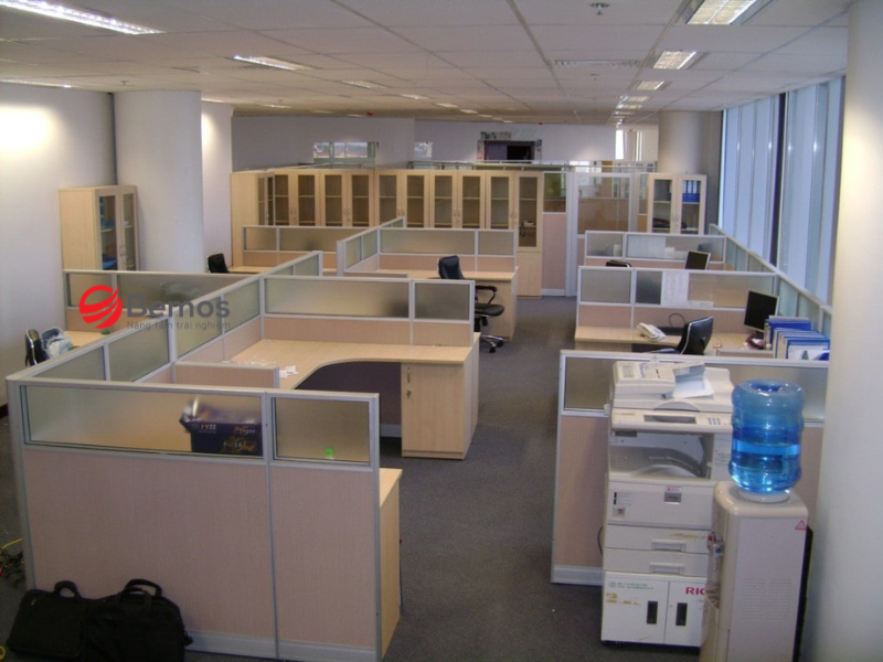 Ưu điểm của cụm bàn làm việc 8 người