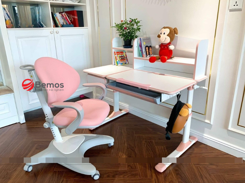 Các loại ghế chống gù cho bé được ưa dùng nhất hiện nay