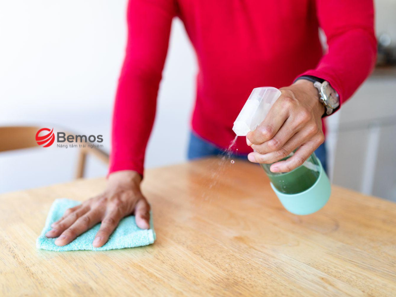 Một số lưu ý để bảo quản tủ gỗ không bị mốc