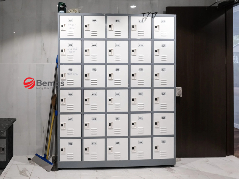 Phân loại tủ locker 16 ngăn theo chất liệu