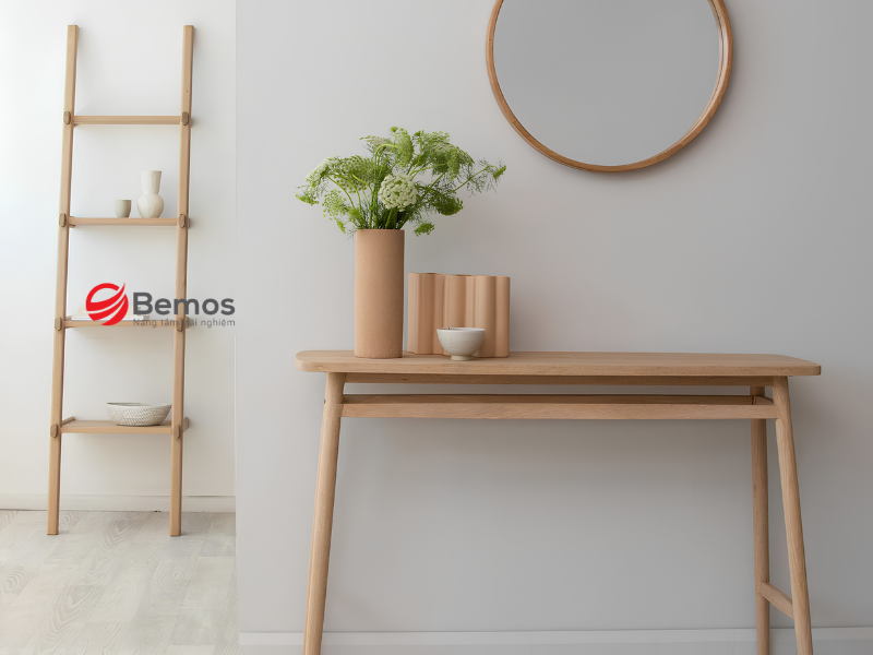 Ba cấu hình bàn console gỗ sồi trên sàn trưng bày