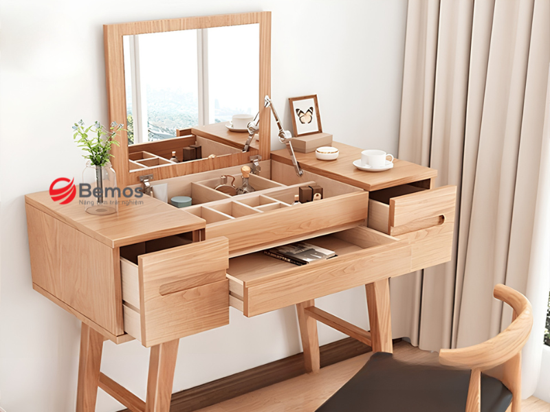 Bàn Trang Điểm Có Gương Gập: Ưu Điểm Và 4 Điểm Kiểm Tra Kỹ Thuật Quan Trọng