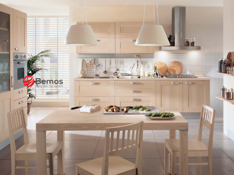 Đặc tính gỗ tần bì quyết định cách nhà máy sắp xếp chuyền
