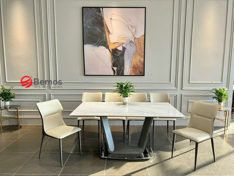 Bàn Ăn Nhập Khẩu 2026 - Có Nên Mua Cho Nhà Nhỏ?