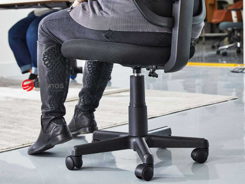 Nguyên nhân và cách khắc phục khi ghế xoay bị nghiêng